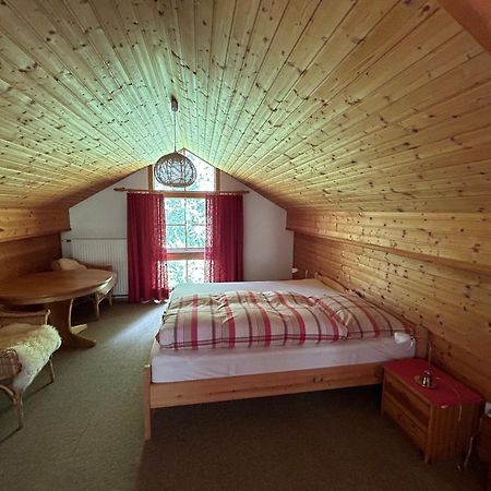 Ferienhaus Stiglitzweg Бад Кляйнкирххайм Экстерьер фото